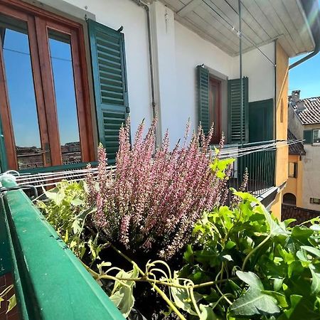 2-Bedroom Flat In The Heart Of Bergamo City Centre Esterno foto