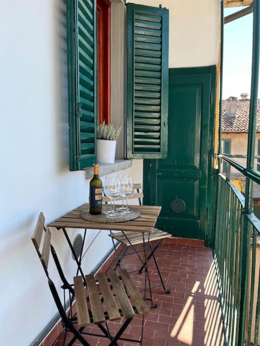 2-Bedroom Flat In The Heart Of Bergamo City Centre Esterno foto