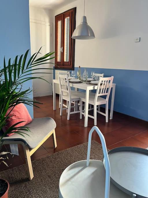 2-Bedroom Flat In The Heart Of Bergamo City Centre Esterno foto