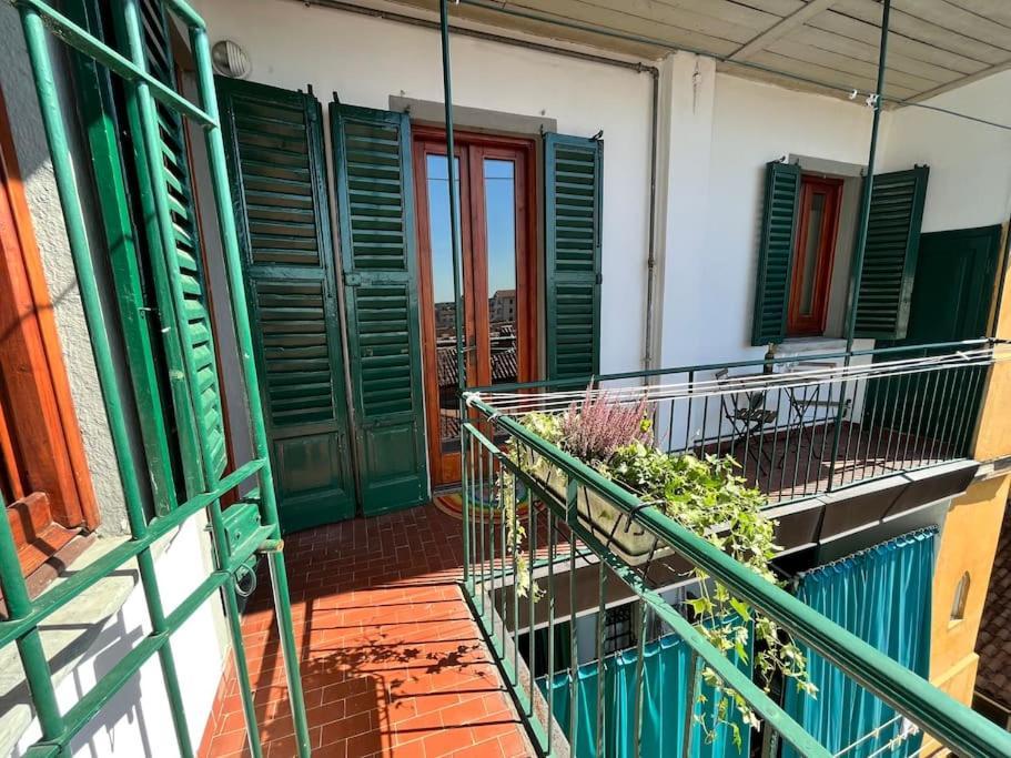 2-Bedroom Flat In The Heart Of Bergamo City Centre Esterno foto