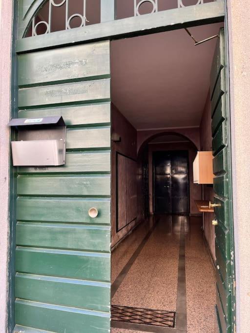 2-Bedroom Flat In The Heart Of Bergamo City Centre Esterno foto