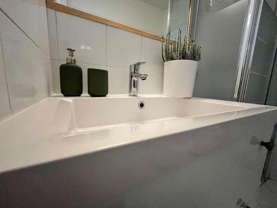 2-Bedroom Flat In The Heart Of Bergamo City Centre Esterno foto